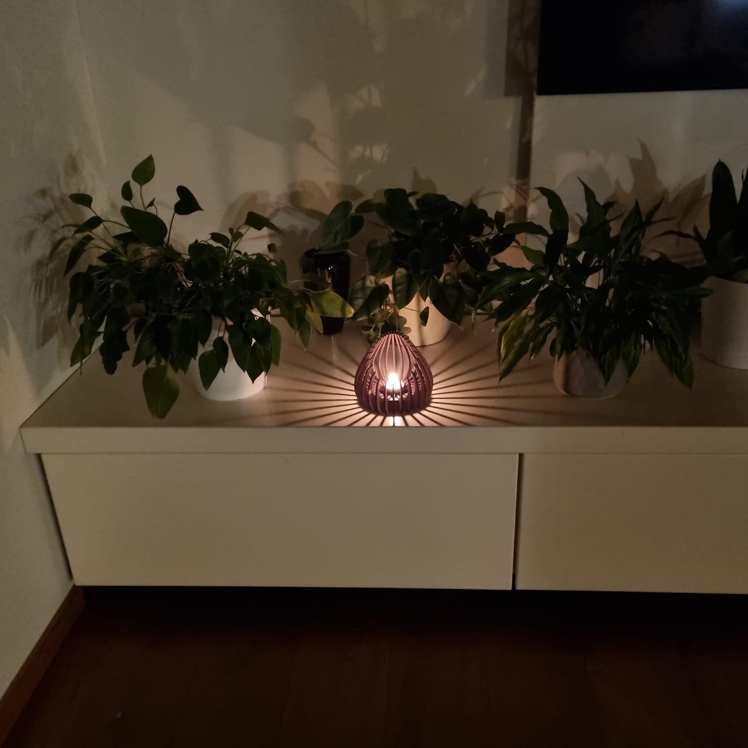 Leseni svečnik - Kružni plamen