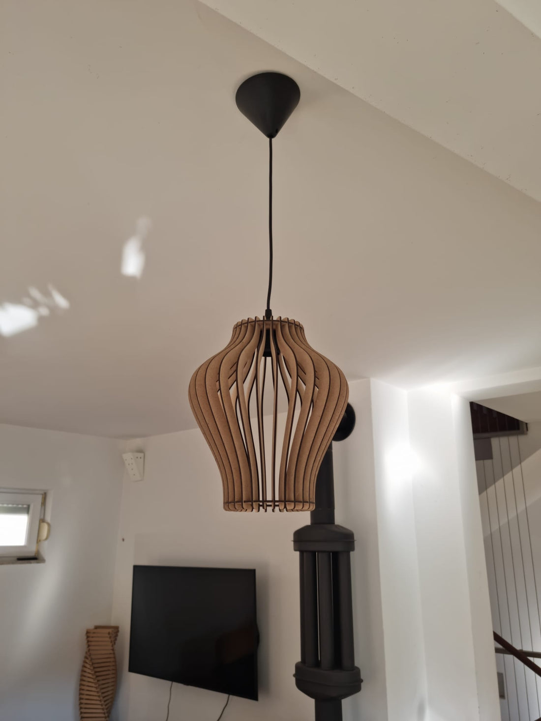 Stropna svetilka Belly