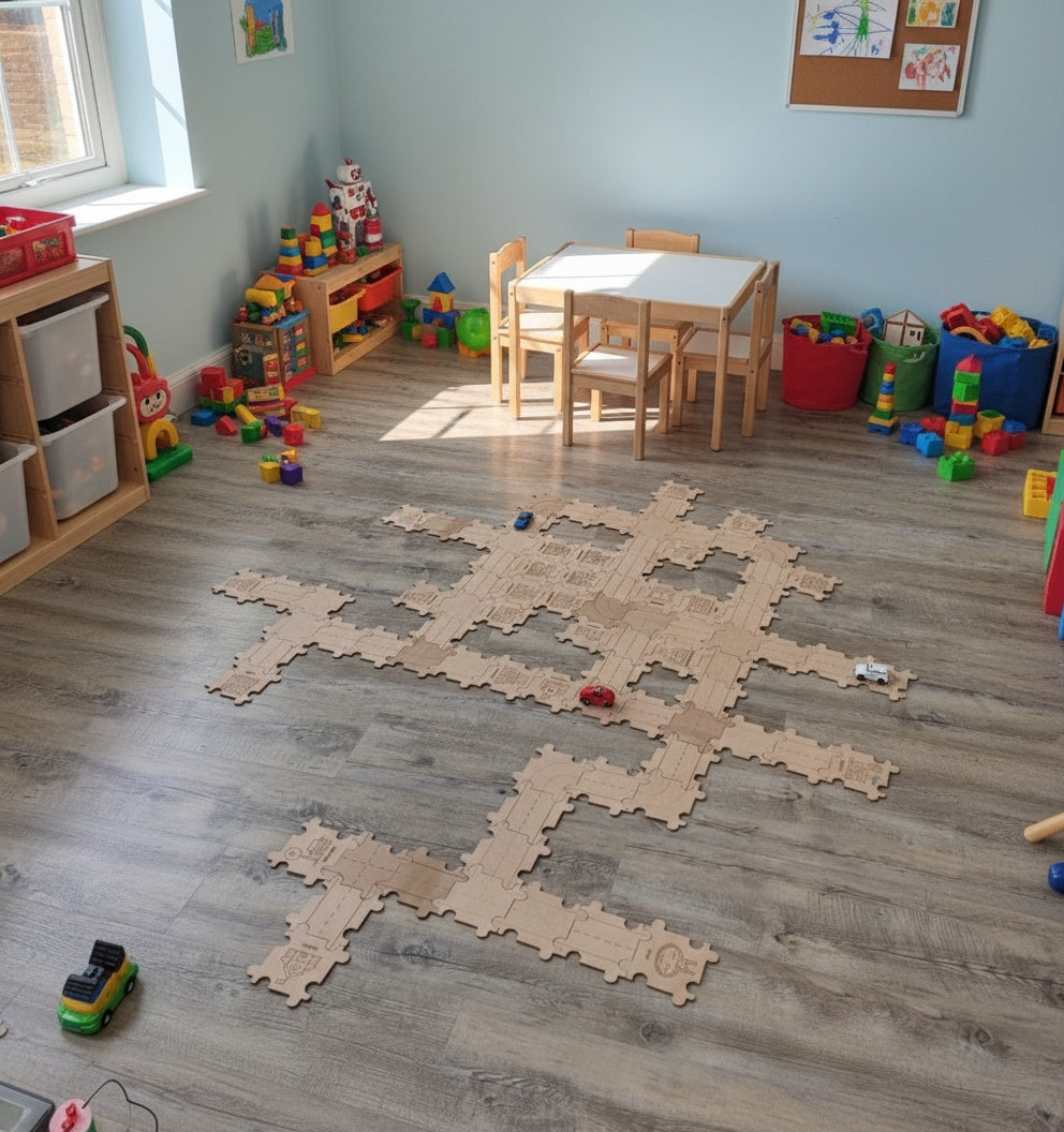 Igrača Leseni puzzli - mesto in cesta