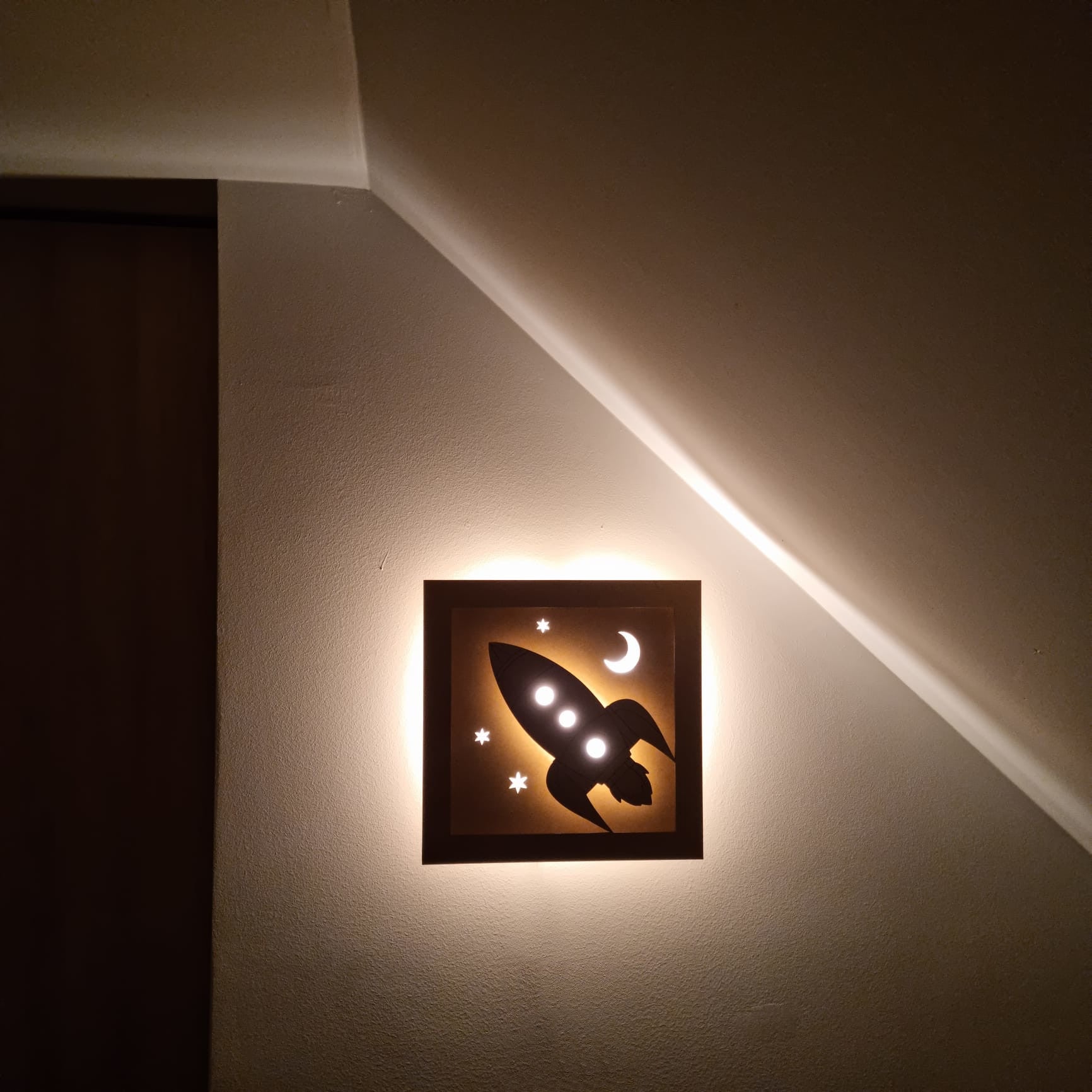 Stenska svetilka - Rocket